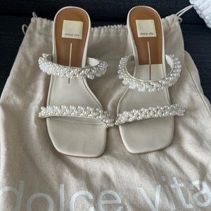 Dolce vita Noel pearl sandals
